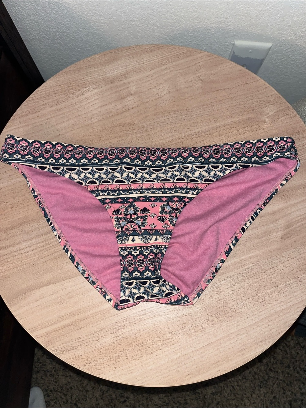 Xhilaration Pink Navy Cream Patterned Bikini Bottoms